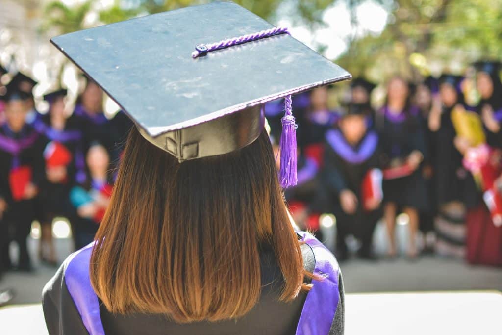 nom chapeau diplômés